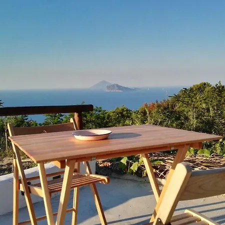 Feriehus A Loggia Lipari (Isola Lipari)